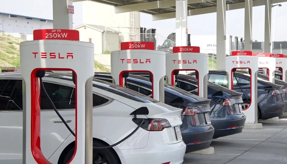 Tesla Plans to Build the Biggest Supercharger Station in the World
