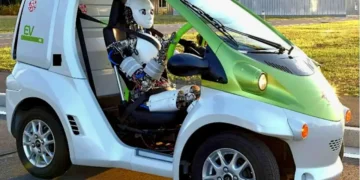 Musashi Humanoid Robot in micro car